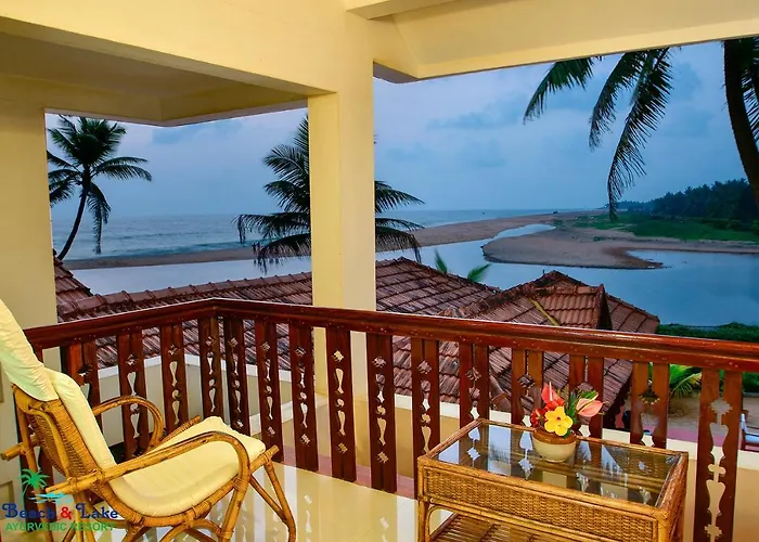 Beach And Lake Ayurvedic Resort, Kovalam