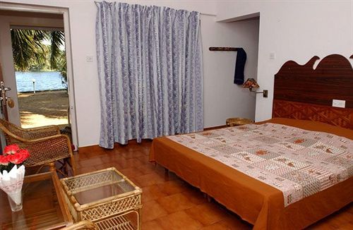 And Ayurvedic Resort, Resort