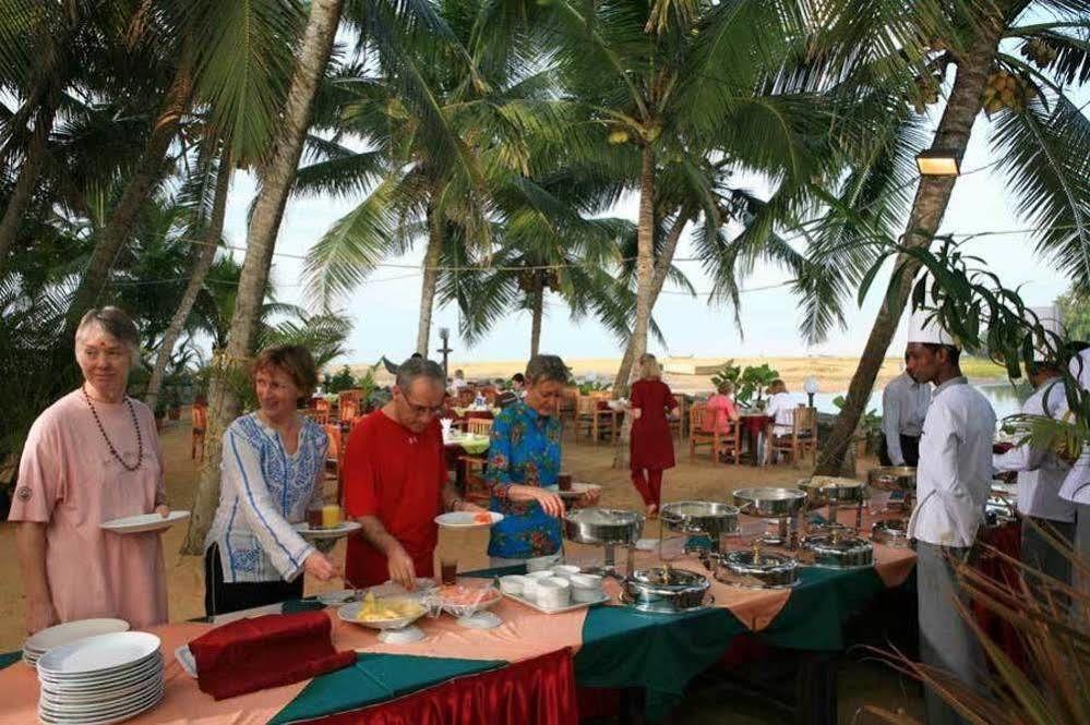 सहारा And Ayurvedic Resort, Kovalam