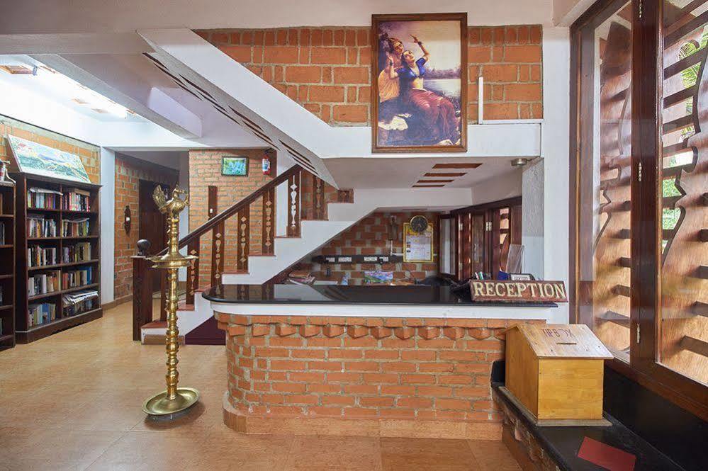 And Ayurvedic Resort, Kovalam