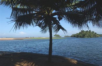 Resort And Ayurvedic Resort, 3*