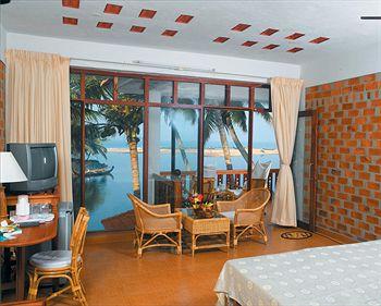 And Ayurvedic Resort, Kovalam